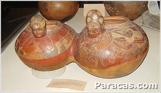 Foto de los huacos de la cultura Paracas