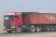 Camiones transportando Sal